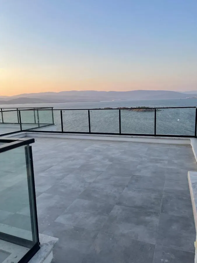 Beach Front Apartment Bogazici
